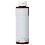 Korres White Tea Αρωματικό Αφρόλουτρο Με Ενυδατικούς Παράγοντες Λευκό τσάι: γλυκό, λεπτό, φρέσκο, αναζωογονητικό αλλά και αισθησιακό. Freesia, το παρελθόν για τους παλιούς αριστοκράτες της Κίνας, το πιο πολύτιμο μείγμα τσαγιού ακόμα και σήμερα. Η ουσία μιας άνισης, ανθισμένης υπαίθρου που δείχνει την αιώνια ομορφιά μιας ανέμελης στιγμής από την έντονη χαρούμενη λάμψη αυτών των πρόσφατα κομμένων λουλουδιών σε σχήμα χοάνης. Περγαμότο: μεγάλες μεσογειακές καλοκαιρινές βραδιές, που μεταφέρουν το άρωμα του ευγενικού περγαμόντου μέσα από το αεράκι, επίσης γνωστό ως αχλάδι του πρίγκιπα, ένας κατάλληλος τίτλος για αυτό που θεωρείται το καλύτερο από τις νότες εσπεριδοειδών. Τραγανό αλλά πολύ πιο πλούσιο και πιο ολοκληρωμένο.
