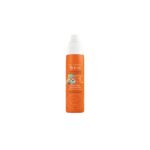 Avene Spray Enfant SPF30 - Πολύ υψηλή προστασία (200ml) / Για παιδιά από 3 ετών Το παιδικό αντηλιακό γαλάκτωμα Spray Enfant SPF30 της Avene παρέχει υψηλή αντηλιακή προστασία του ευαίσθητου δέρματος του παιδιού. Κατάλληλο για πρόσωπο και σώμα. Αποτελεσματικό στο σύνολο του φάσματος της ηλιακής ακτινοβολίας (UVB-UVA μακρές και βραχείες). Με προ-τοκοφερύλιο, φωτοσταθερό προμόριο της βιταμίνης E, που προσφέρει συμπληρωματική κυτταρική προστασία και ιαματικό νερό της Avène με φυσικά καταπραϋντικές και αντι-ερεθιστικές ιδιότητες. Το Avene Spray Enfant SPF30 είναι κατάλληλο για: ευαίσθητο δέρμα στον ήλιο. δέρμα καίγεται συχνά στον ήλιο μετά τη χρήση ενός υψηλού δείκτη προστασίας (SPF50+). Το αντηλιακό γαλάκτωμα Spray Enfant SPF30 της Avene είναι κατάλληλο για παιδιά 3 ετών+ με ευαίσθητη επιδερμίδα Bασικά χαρακτηριστικά Παρουσία ισχυρού αντι-οξειδωτικού. Ελαφριά και μη λιπαρή υφή. Ανθεκτικό στο νερό. Χωρίς άρωμα, paraben και σιλικόνη. Ανθεκτικό στο νερό. Χωρίς λευκά ίχνη. Φωτοσταθερό. ΣΥΜΒΟΥΛΕΣ ΕΦΑΡΜΟΓΗΣ Πριν από κάθε έκθεση στον ήλιο, εφαρμόστε το Spray Enfant SPF30 της Avene ομοιόμορφα στο πρόσωπο και/ή το σώμα του παιδιού. Ανανεώνετε συχνά τις εφαρμογές σε περίπτωση παρατεταμένης έκθεσης και μετά από κάθε μπάνιο. Η σωστή χρήση του ήλιου Μην εκτίθεσθε στον ήλιο τις ώρες με μεγάλη ηλιοφάνεια δηλ. από τις 12:00 έως τις 16:00. Προστατευθείτε με κατάλληλα ρούχα, καπέλο, γυαλιά... Μην εκθέτετε απευθείας στον ήλιο τα βρέφη και τα μικρά παιδιά. Για να διατηρήσετε το επίπεδο προστασίας που δείχνει ο δείκτης αντηλιακής προστασίας, θα πρέπει να εφαρμόσετε ποσότητα ίση με 2 mg/cm² δέρματος, η οποία αντιστοιχεί σε 36 περίπου γραμμάρια αντηλιακής κρέμας (6 κουταλάκια του καφέ) για το σώμα ενός ενήλικου.
