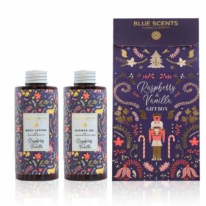 Blue Scents Raspberry & Vanilla Gift Box. Σετ δώρου με αφρόλουτρο και γαλάκτωμα σώματος σε υπέροχη, εορταστική συσκευασία. Και τα δύο προϊόντα έχουν αρωματικές νότες βατόμουρου, κερασιού και βανίλιας!